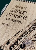 Libreta de madera para musicos, versiculo biblico